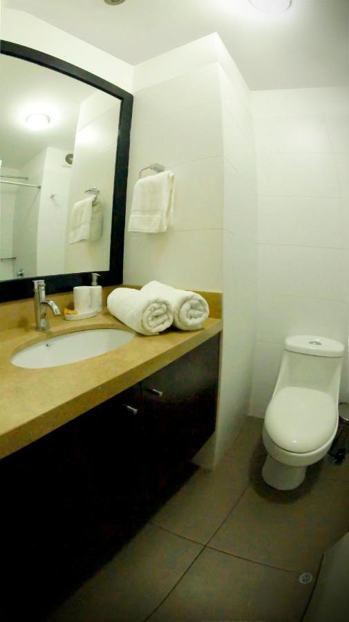 Miraflores Luxury Place Pool Gym 2Bd Lima Buitenkant foto
